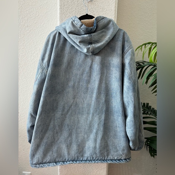 Good American sherpa jean jacket size 3/4 - Picture 3 of 6